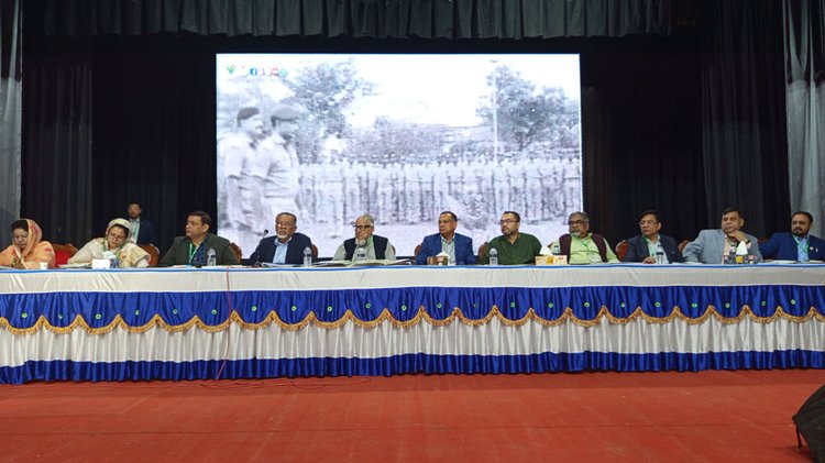 ময়মনসিংহ বিএনপির বিভাগীয় বিএনপির প্রশিক্ষণ কর্মশালায় অতিথিরা। ছবি: আজকের পত্রিকা