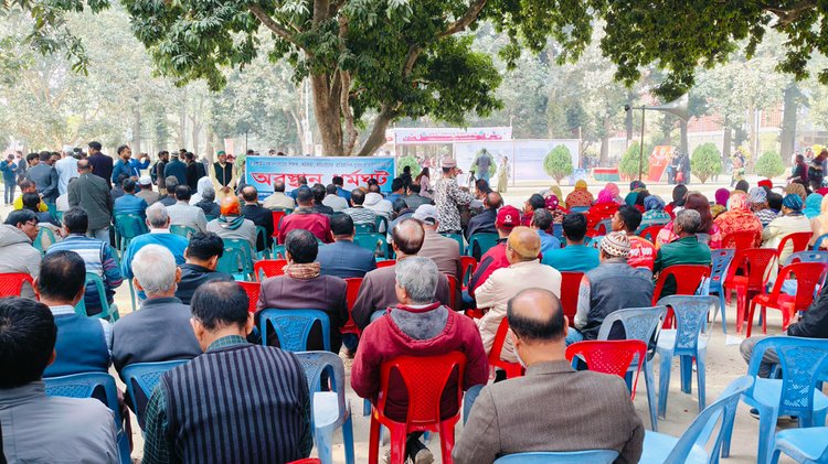 রাবিতে পোষ্য কোটা ৫ শতাংশের দাবিতে এবার অবস্থান ধর্মঘট। ছবি: আজকের পত্রিকা